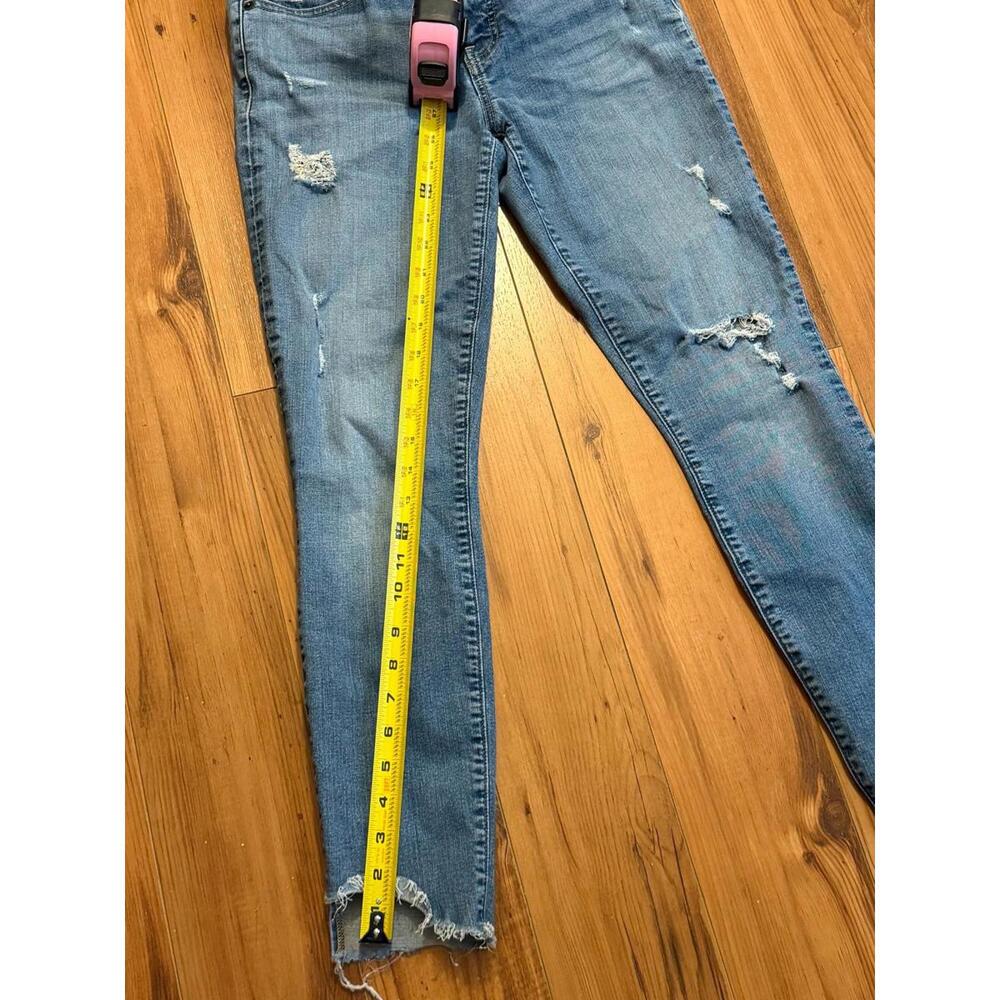 Lucky Brand Distressed Blue Skinny Jeans Mid Rise Women’s 28 - Picture 2 of 6